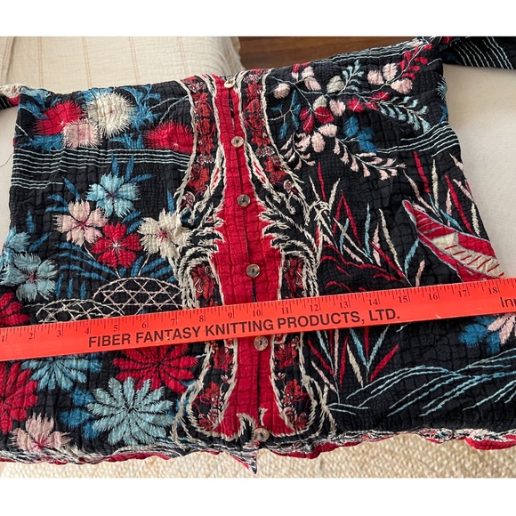 CITRON OF SANTA MONICA 100% Silk Button Front Top - S - Picture 9 of 10